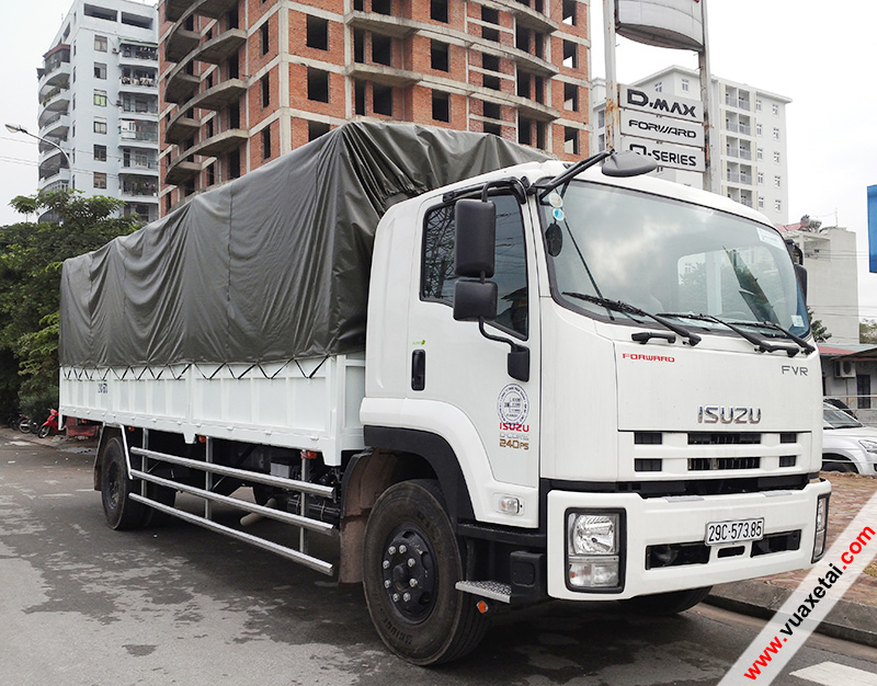 xe tải isuzu 9 tấn thùng mui bạt